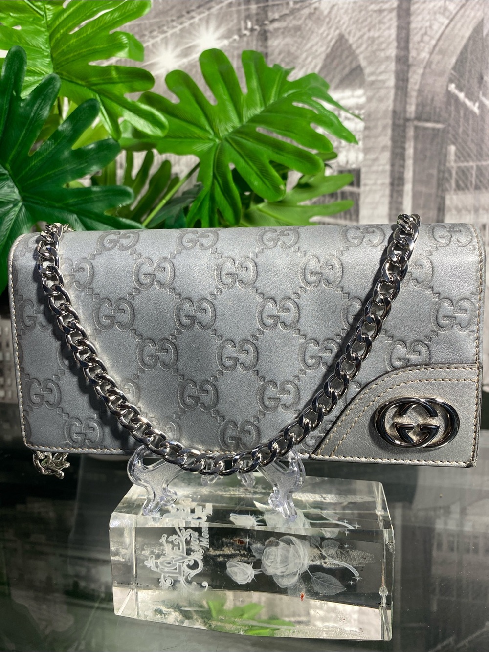 Authentic Gucci Guccissima Continental Silver GG Wallet